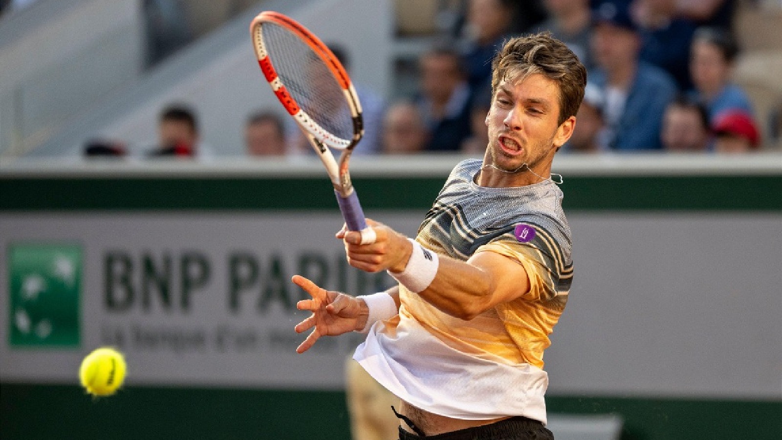 Cameron Norrie crashes out of French Open after losing to Lorenzo