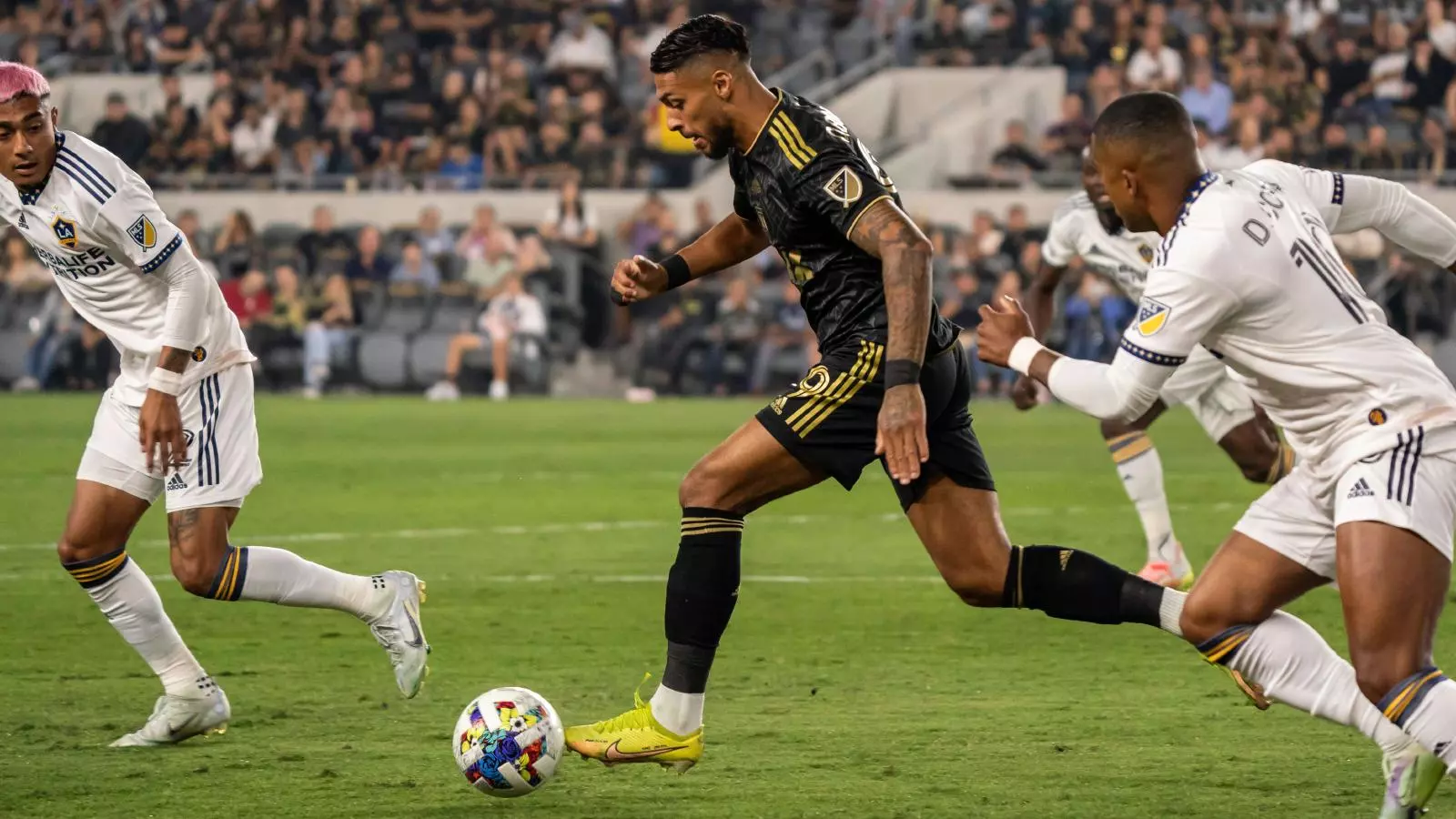 Galaxy vs LAFC sets MLS attendance record: how big was the crowd