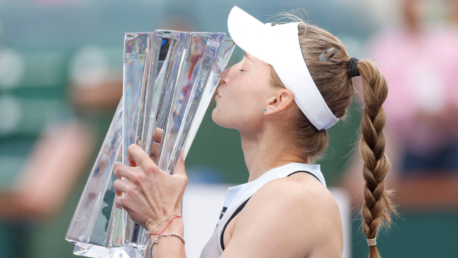 Elena Rybakina wins BNP Paribas Open at Indian Wells