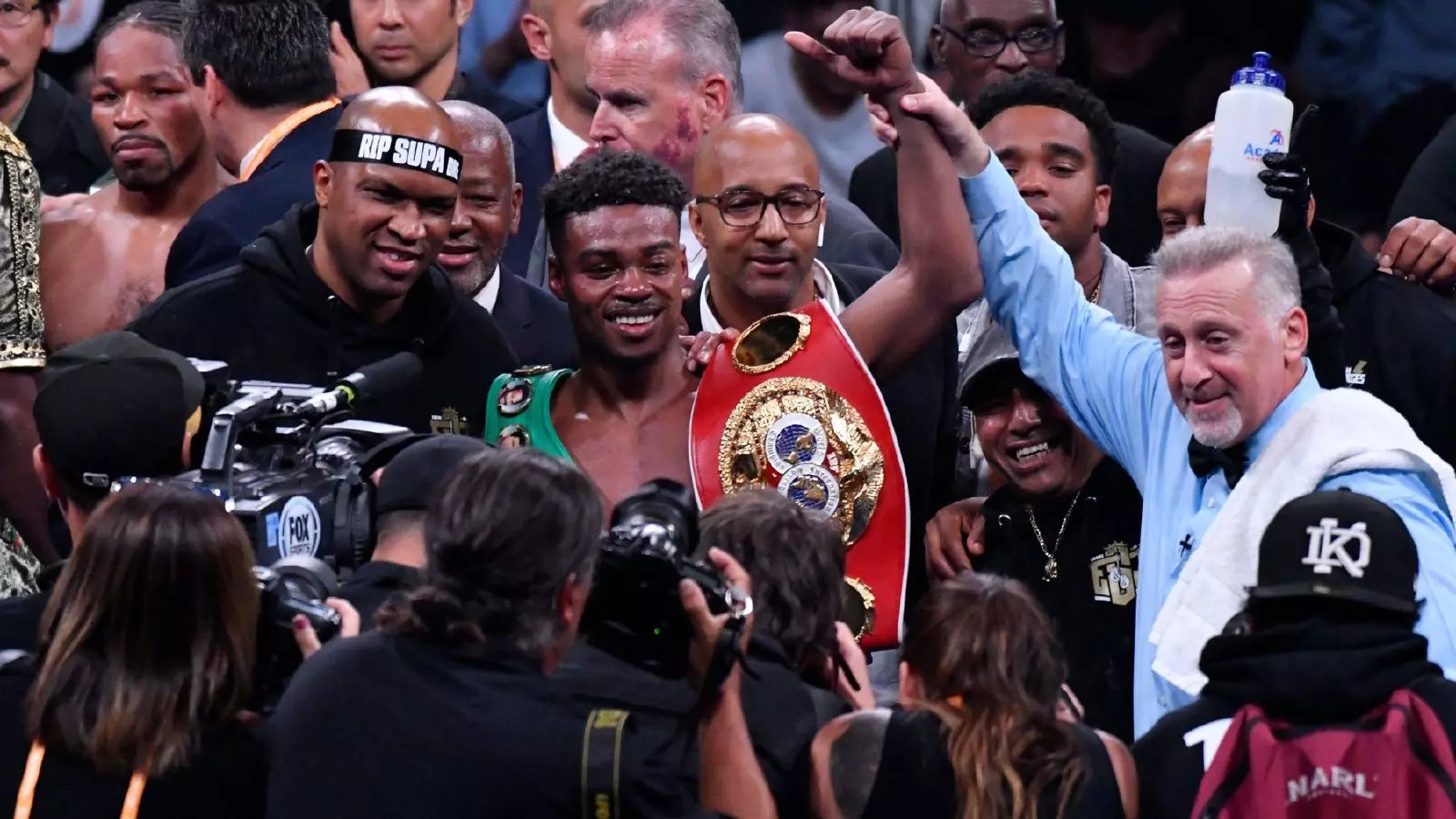 Boxing news: Errol Spence Jr TKOs Yordenis Ugas, calls out WBO champion ...