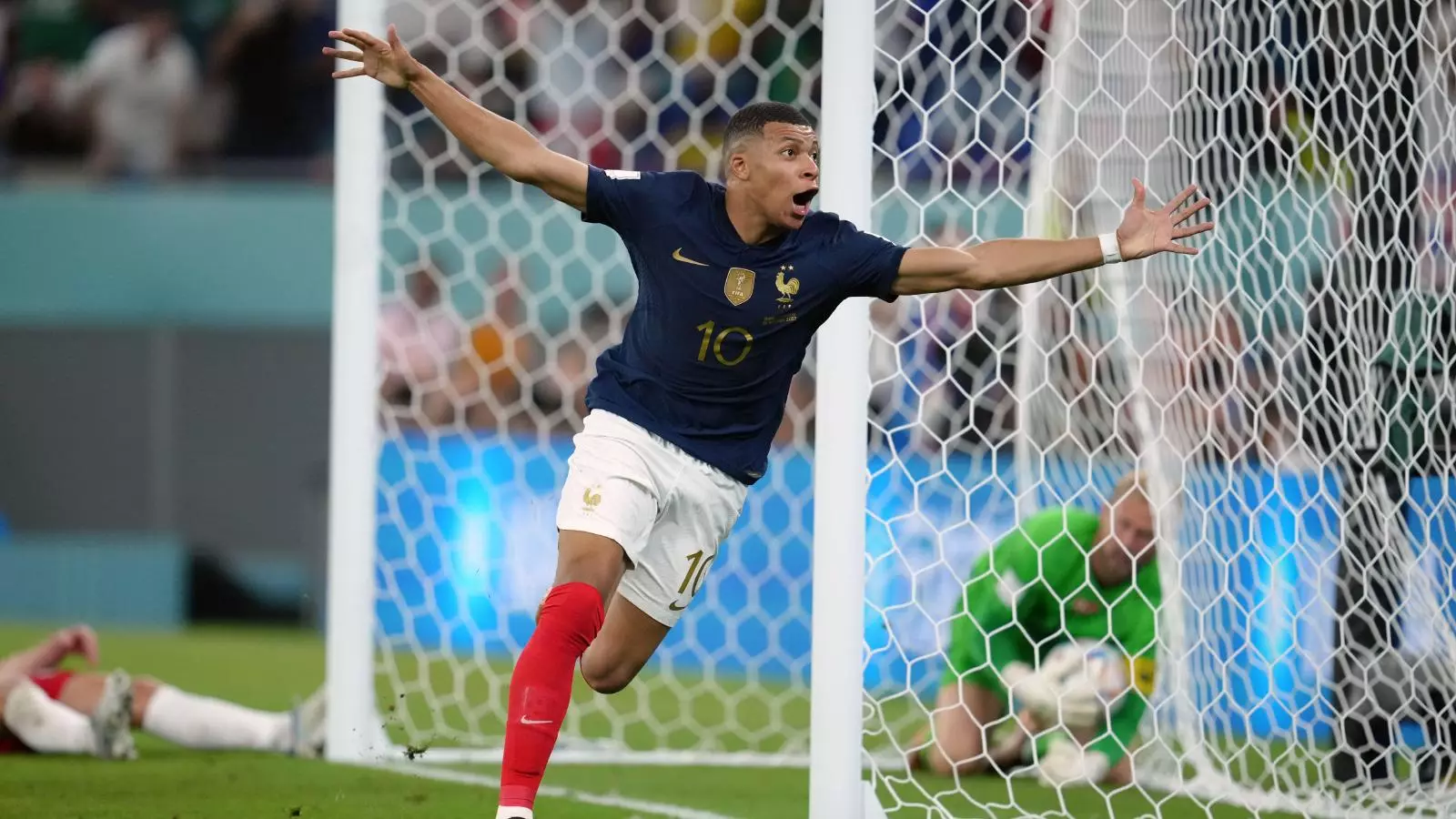 England have only player in the world who can stop Mbappe say Man Utd icons  ahead of potential World Cup clash vs France