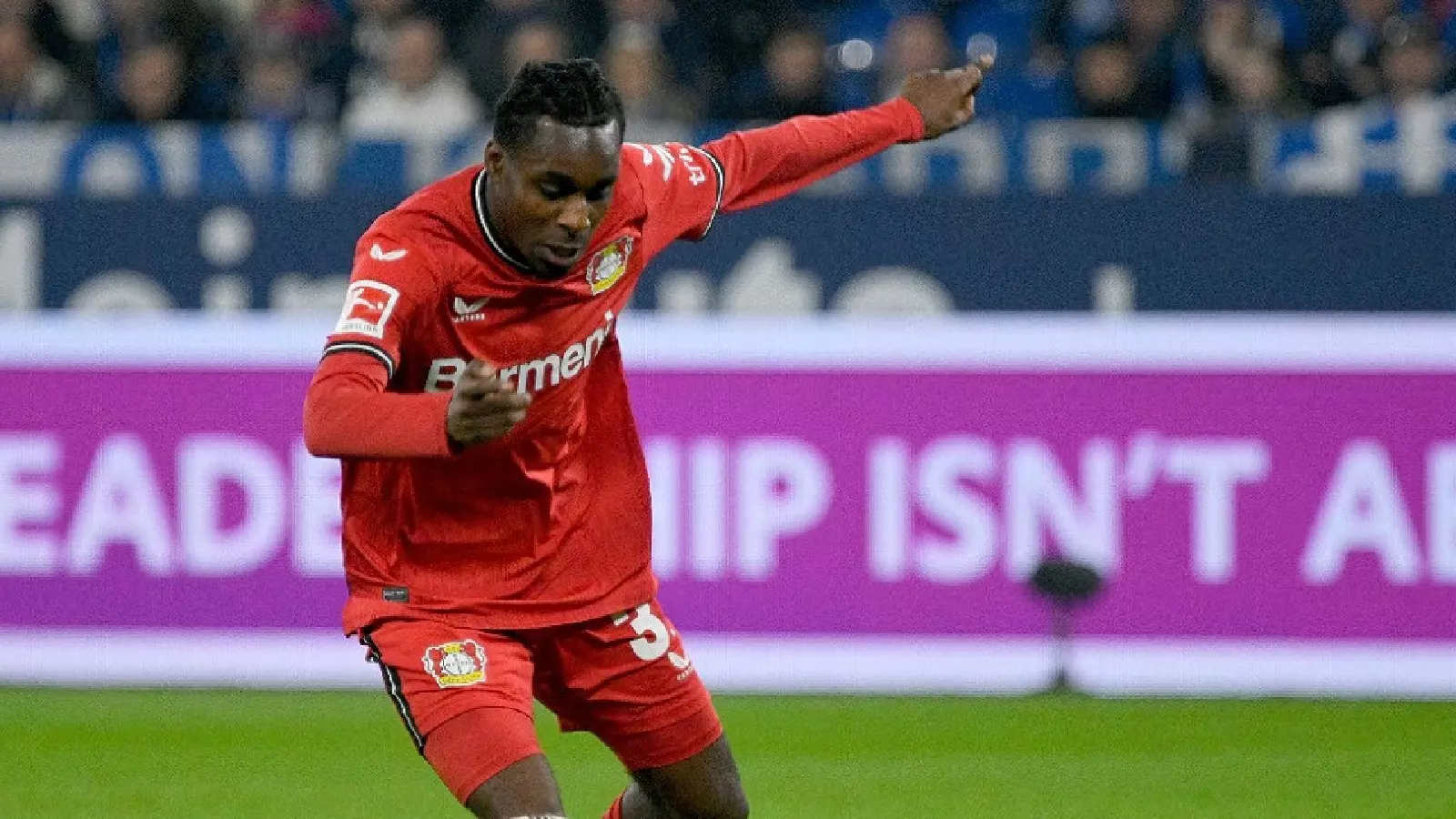 Manchester United Hold Talks With Bayer Leverkusen Defender Jeremie 