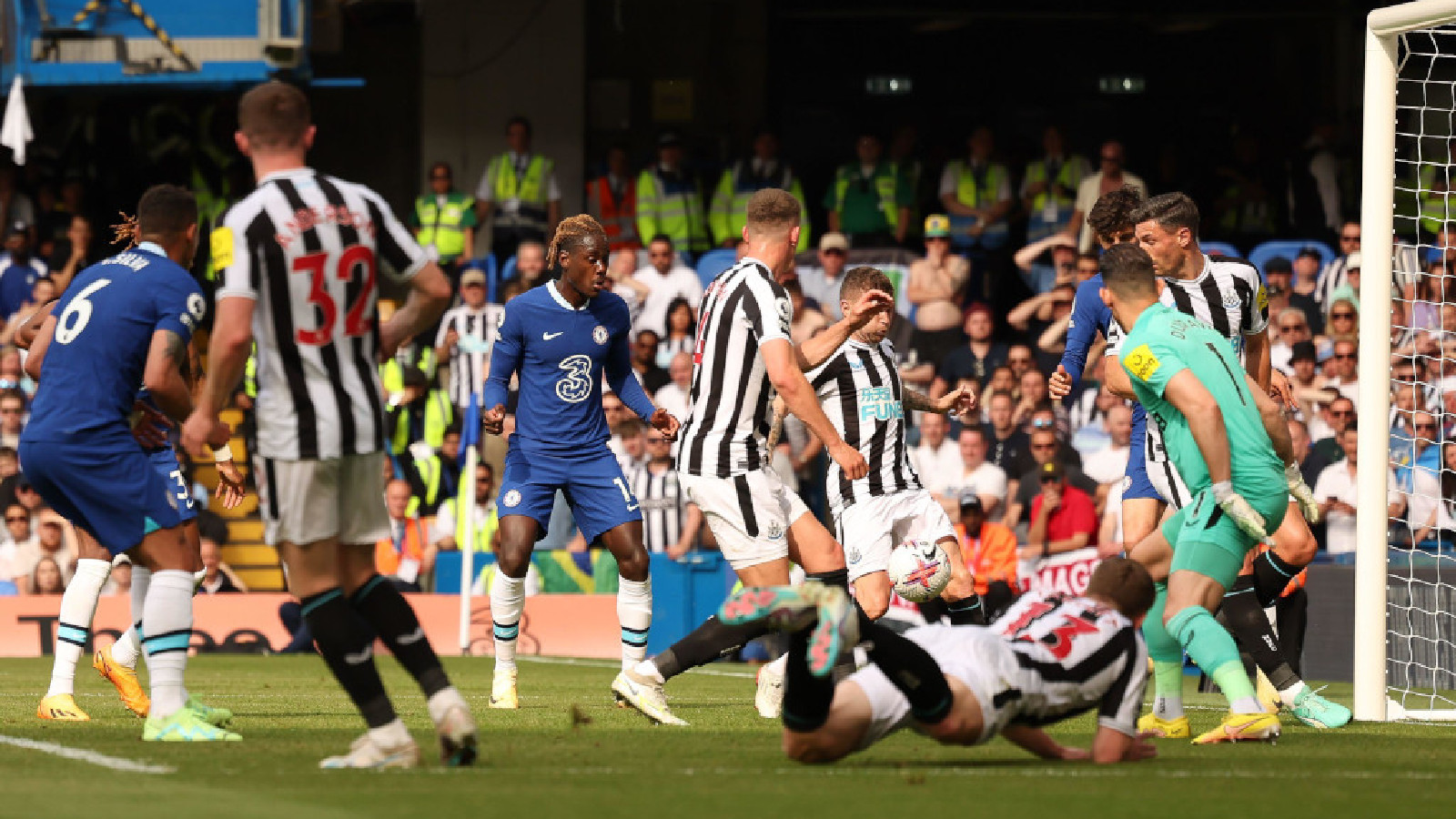 honours-even-at-stamford-bridge-as-chelsea-and-newcastle-united-battle