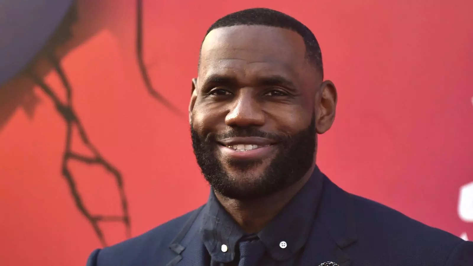 LeBron James expected to play in London ahead of Paris Olympics