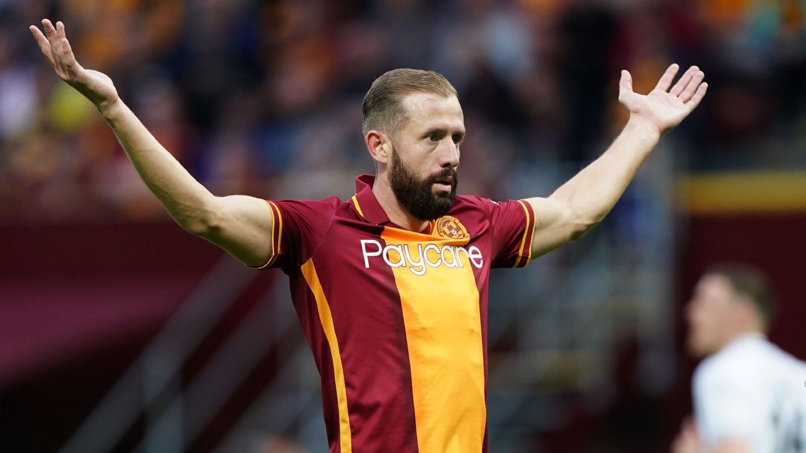 Motherwell midfielder Kevin van Veen has urged his teammates to show more  killer instinct | PlanetSport