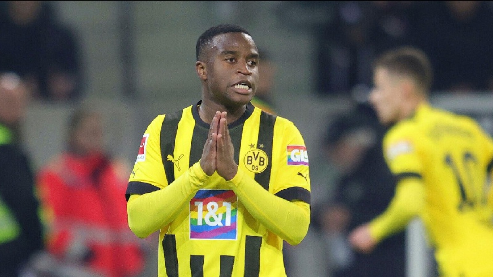 Youssoufa Moukoko To Extend Borussia Dortmund Contract - Report ...